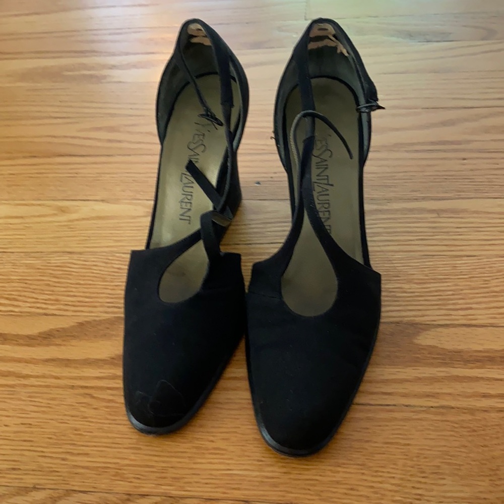 Yves Saint Laurent black shoes size 6